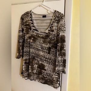Tribal brown and white long sleeve boat neck top size xl